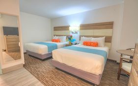 Monte Carlo Boardwalk / Oceanfront Ocean City